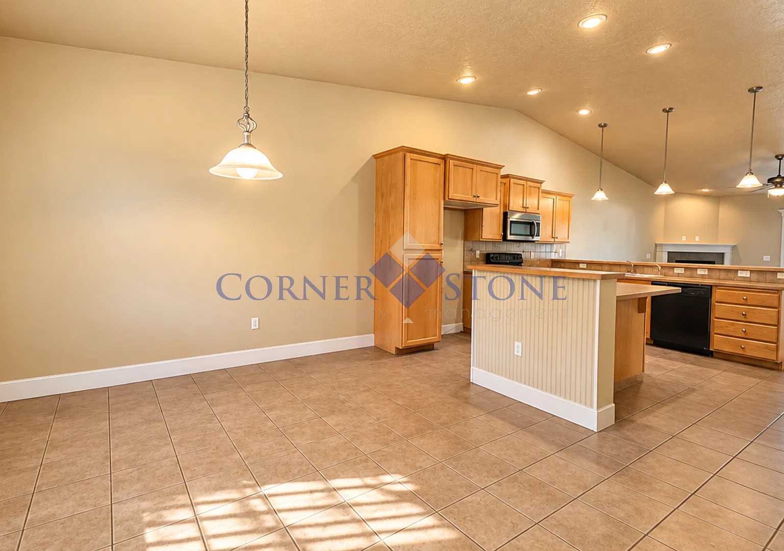 Charming 3-Bedroom Home in Meridian with a Private Backyard! — Photo 4
