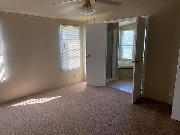 5th image of 3600 Sparks Ln