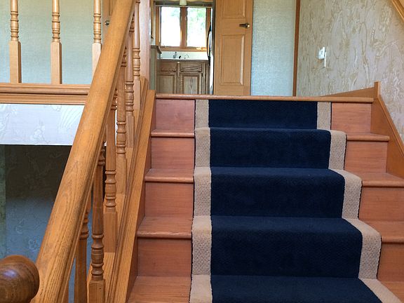3rd image of 6548 Woodhawk Dr