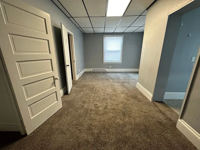 2120 Lansing Ave — Photo 9