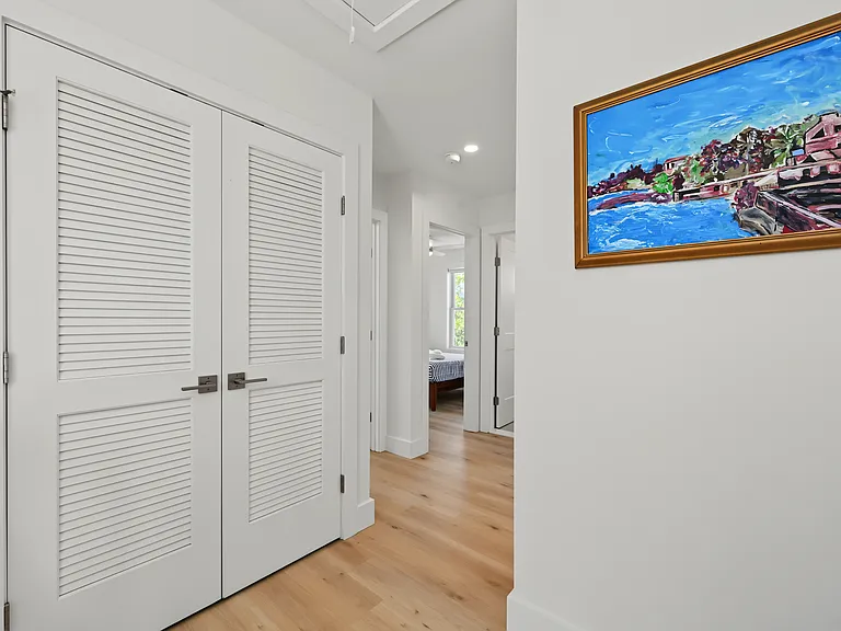 113 N Brighton Ave — Photo 21