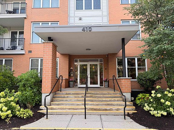 3rd image of 410 Farrell Street #317
