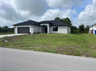3810 34th St SW, Lehigh Acres, FL 33976