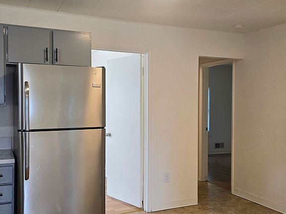 3rd image of 321 S 3rd St APT 201