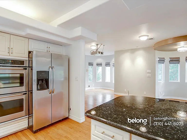 8527 Wonderland Ave — Photo 20