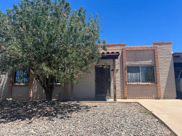 6733 E Victoria St, Tucson, AZ 85730