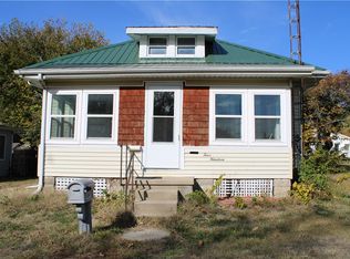 419 W South 2nd St, Shelbyville, IL 62565