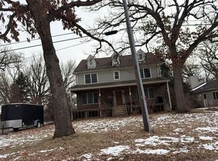 9123 S 83rd Ave, Hickory Hills, IL 60457