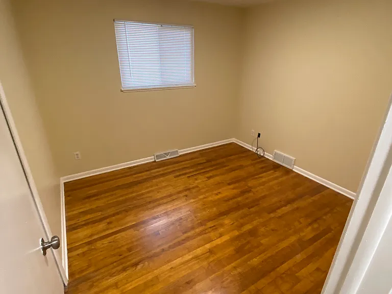 8043 Wesley Dr — Photo 5
