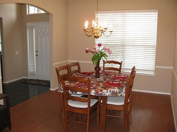 4th image of 2306 Kingsley Dr