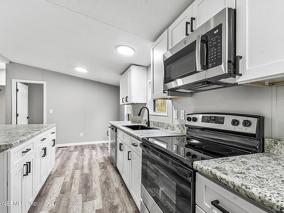 5th image of 4640 HAROLD Street