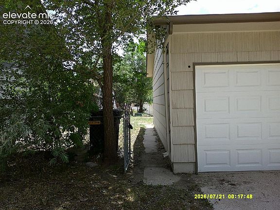 3rd image of 4723 N Splendid Cir