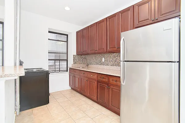 Rented by Brown Harris Stevens | media 26