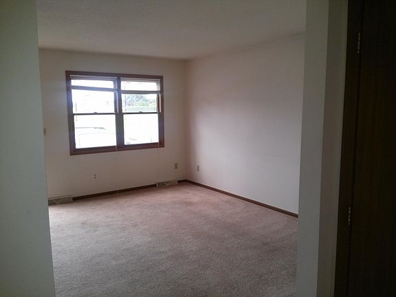2nd image of 2625 Patio Dr #2623