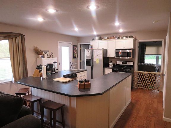5th image of 1119 S County Road 400 W