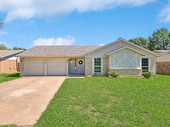 8233 Saint Patrick St, North Richland Hills, TX 76180