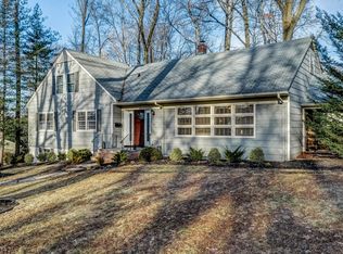 138 Cambridge Dr, Berkeley Heights, NJ 07922