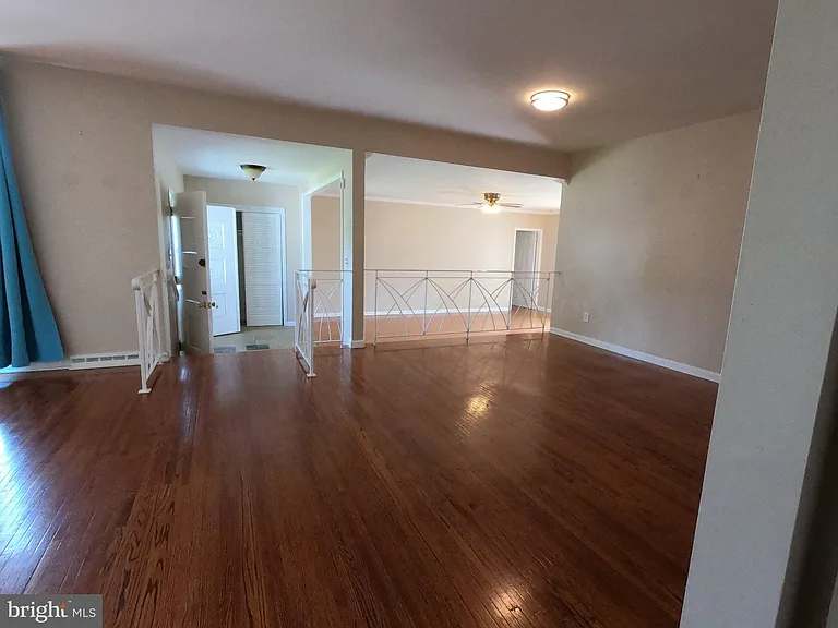 436 S Suffolk Dr — Photo 35