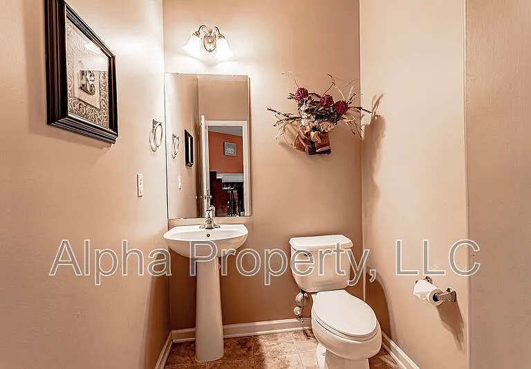 8 Reid Valley Ct — Photo 12
