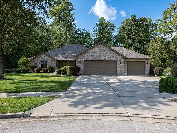 2nd image of 237 Old Carriage Dr