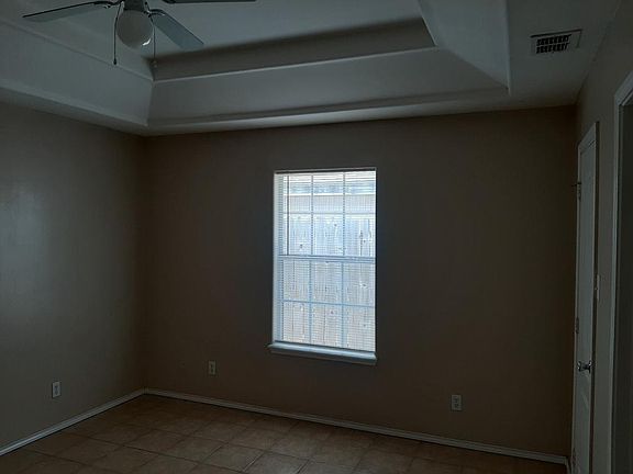 3rd image of 411 La Mancha Dr APT 4