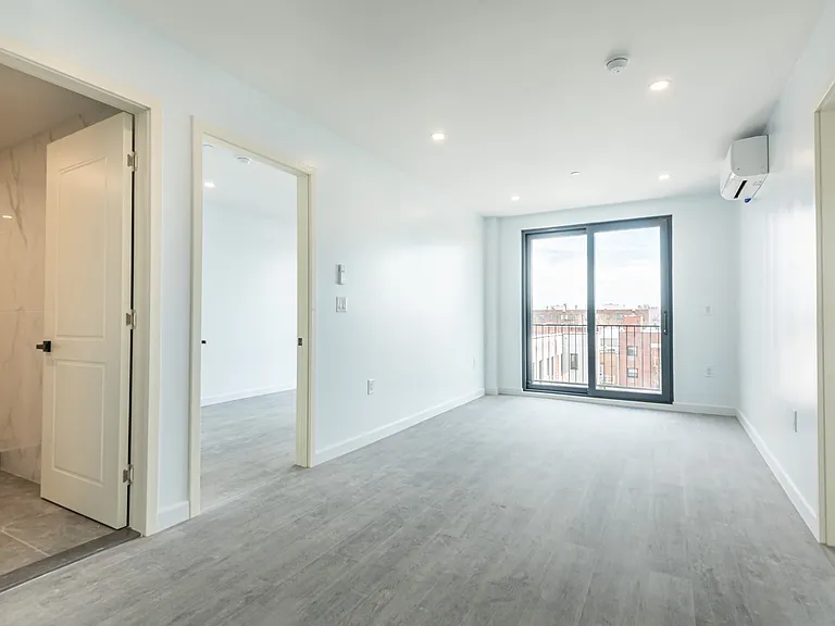30-43 31st St #6C — Photo 8