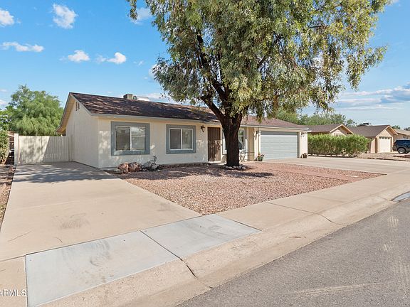 2nd image of 419 N VALENCIA Drive