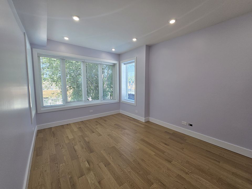1st image of 2807 W Touhy Ave #1