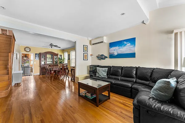 Rented by Compass | media 3