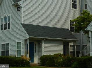 912 Rabbit Run Rd, Marlton, NJ 08053