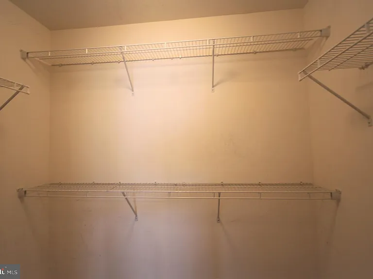 228 Compass Dr — Photo 33