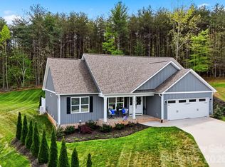 41 Emerson Ct, Taylorsville, NC 28681