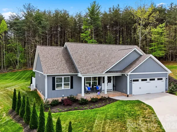 41 Emerson Ct, Taylorsville, NC 28681