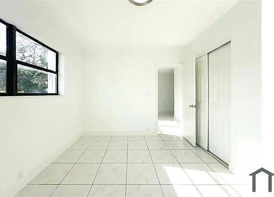 1 bed, 600 sqft, $1,600 — Photo 2