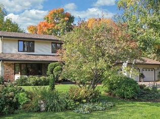 2725 Fountain Ln N, Plymouth, MN 55447