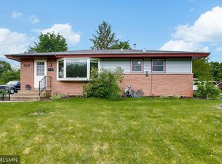 3701 Woodbine Ln N, Minneapolis, MN 55429
