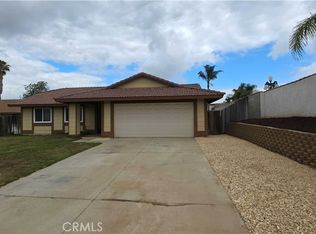 10625 Zodiac Dr, Riverside, CA 92503