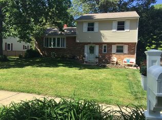 32 Severndale Rd, Severna Park, MD 21146