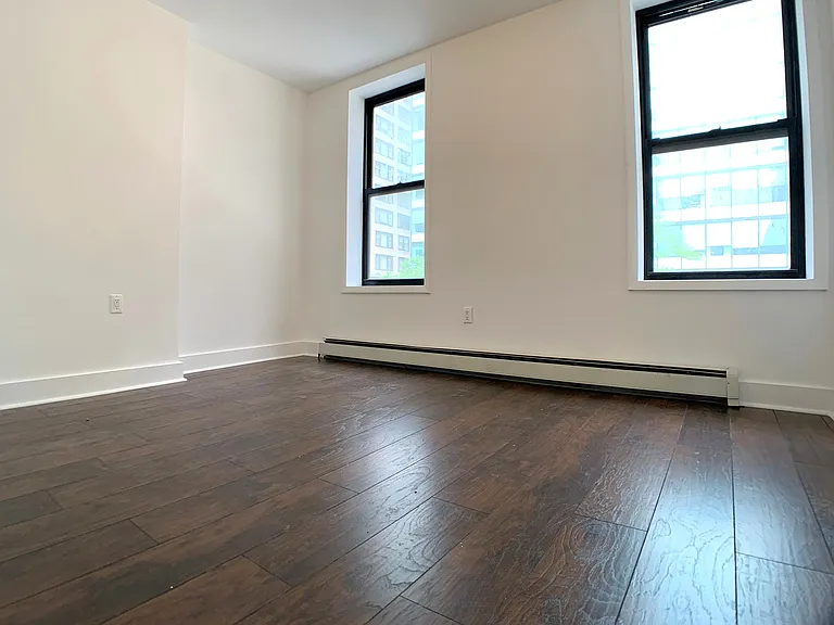 835 3rd Ave #3F — Photo 5