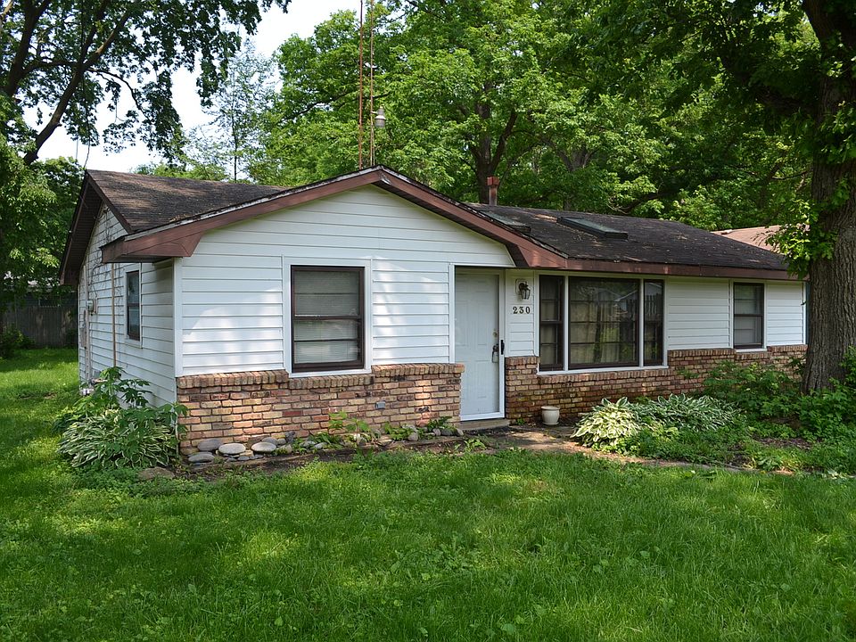 1st image of 230 Wood St