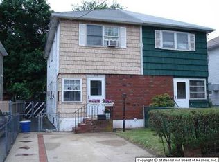 218 Mill Rd, Staten Island, NY 10306