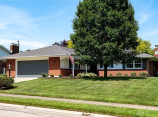 229 Zimmer Dr, Fairborn, OH 45324