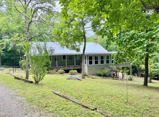 303 Bluffs Dr, Mountain View, AR 72560