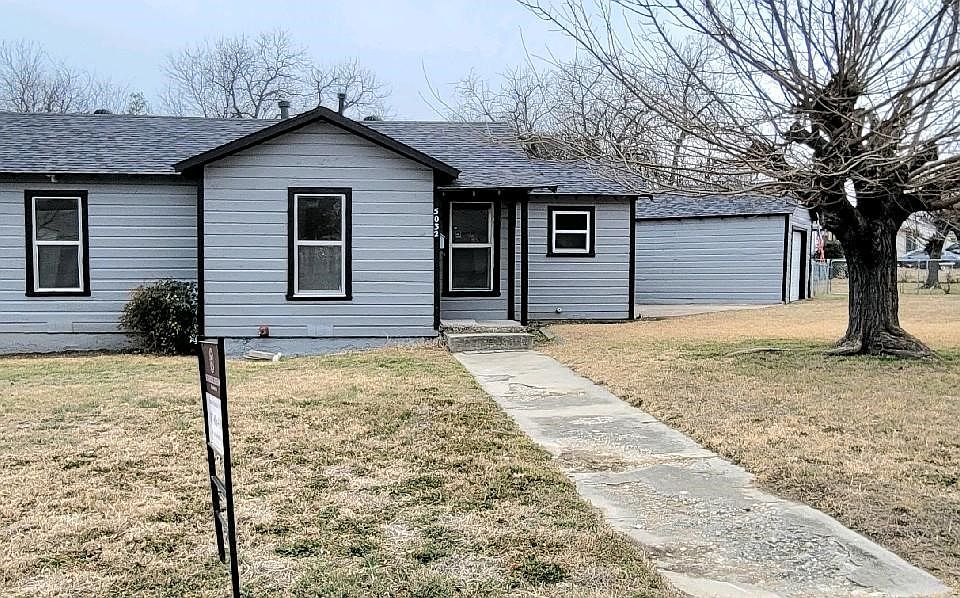 1st image of 5032 N Lyndon Dr