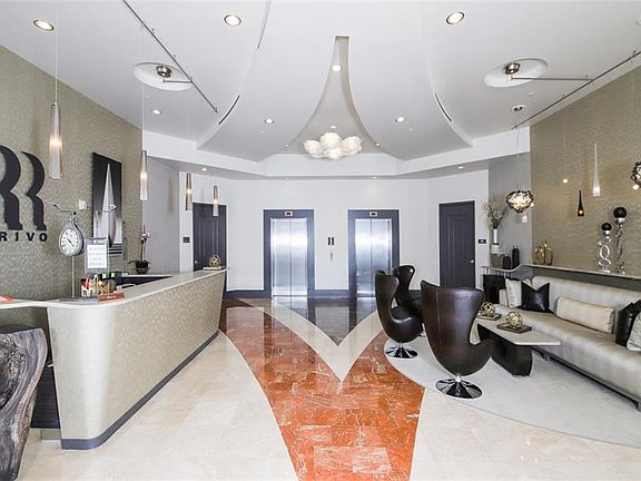 3rd image of 1771 Ringling Blvd Unit 910