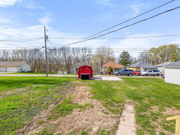 1204 N Perry St, Attica, IN 47918