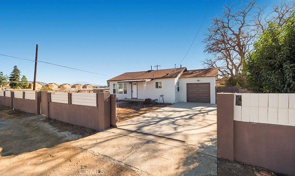 1st image of 31739 Avenue E