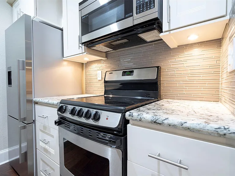 3402 Garrott St #16 — Photo 38