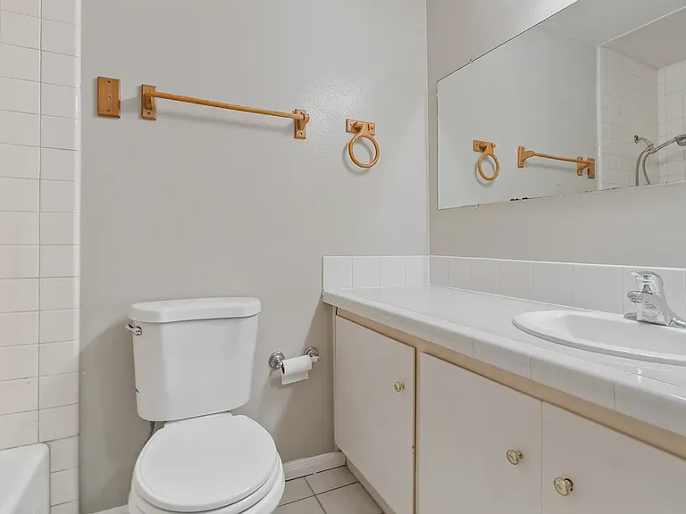 6734 Barnhurst Dr — Photo 15