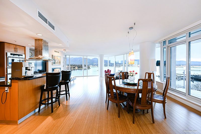 Vancouver Apartment for rent - 2 Bedrooms — photo 5